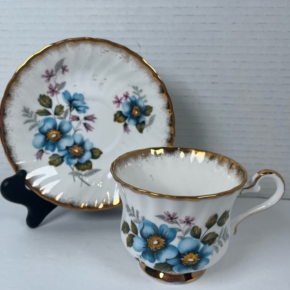 Vintage Royal Ardalt England Bone China Hand numbered Blue Flower Teacup Set